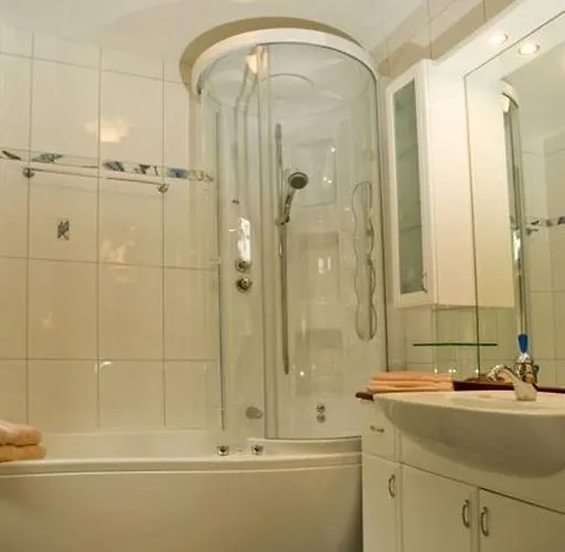 Apartman Residenz Ambassador A33 *